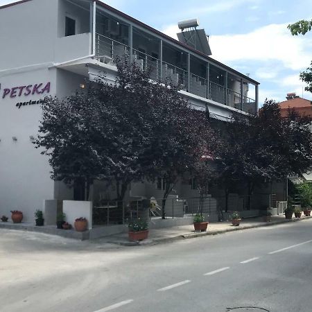 Petska Apartments Leptokaryá Eksteriør billede